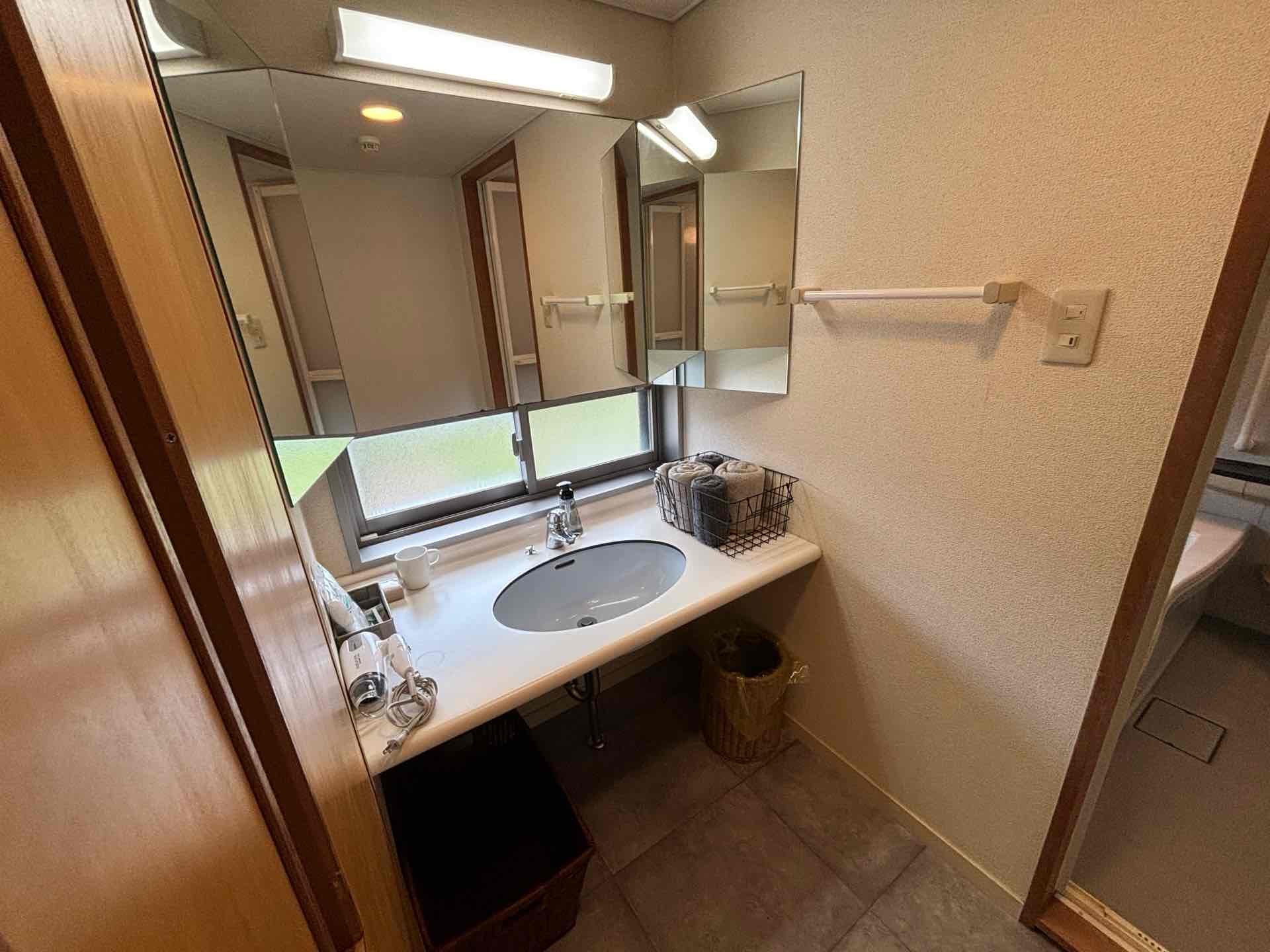 プレジデントルーム・独立洗面台